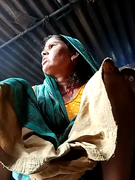 Snapshot of Sexy_queeny chatting on October 1, 2025, 3:34 am Sexy queeny online show from October 1, 2025, 3:34 am