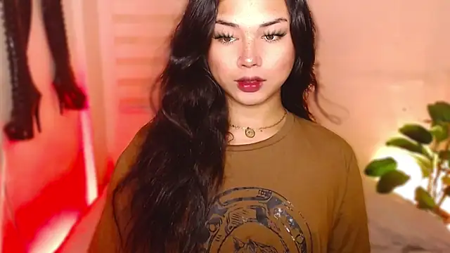 MissRumi Hunter online show from December 16, 2025, 6:57 pm