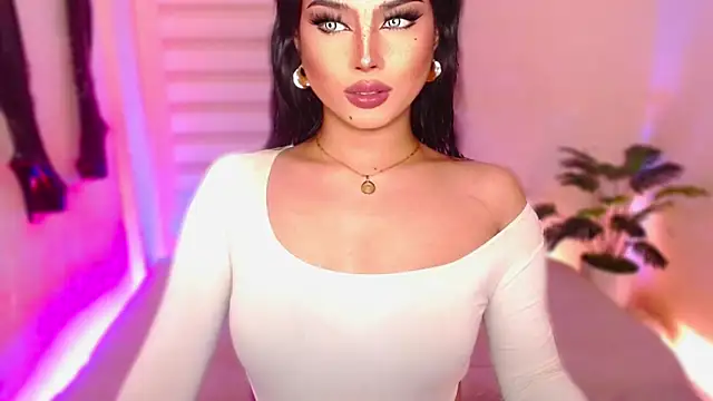 MissRumi Hunter online show from April 7, 2026, 7:25 pm