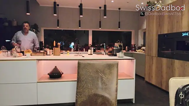 SwissDadbod online show from September 16, 2025, 9:16 pm