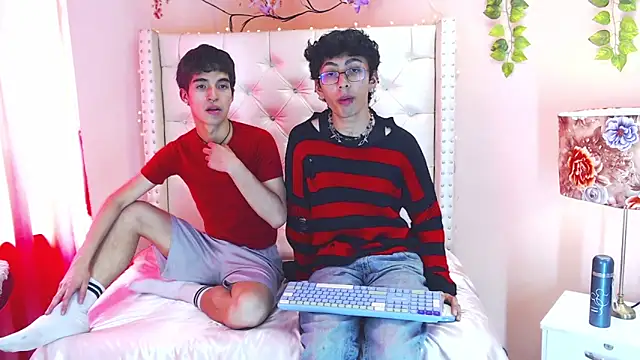 Snapshot of maik_x_dave chatting on November 8, 2025, 4:29 pm maik x dave online show from November 8, 2025, 4:29 pm