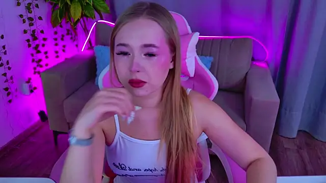 Snapshot of MellisaLanee chatting on October 22, 2025, 3:34 pm MellisaLanee online show from October 22, 2025, 3:34 pm