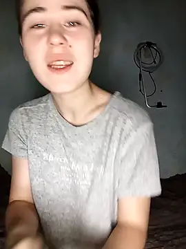 Snapshot of ToryTayler chatting on October 14, 2025, 7:47 pm ToryTayler online show from October 14, 2025, 7:47 pm