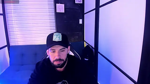 JhoanMontes online show from September 10, 2025, 12:38 pm