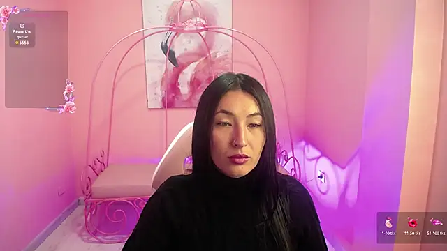 Isabella Mendez  online show from September 22, 2025, 1:13 pm