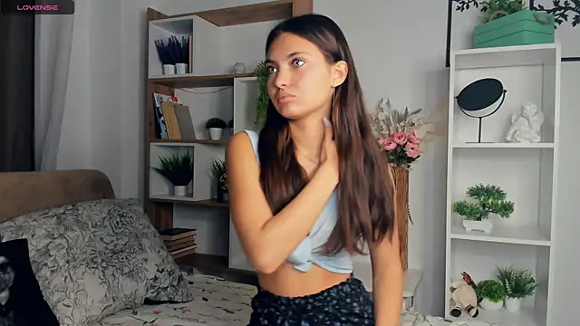 FunnyyMonkeyy online show from October 9, 2025, 9:07 am