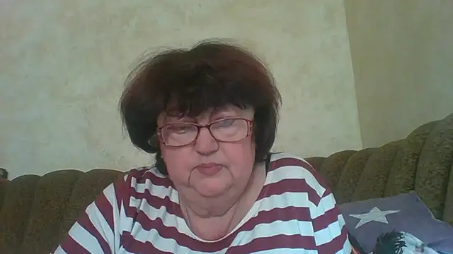 Snapshot of MilaSky5303 chatting on September 20, 2025, 1:23 pm MilaSky5303 online show from September 20, 2025, 1:23 pm