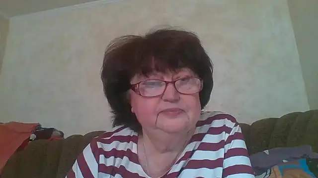 Snapshot of MilaSky5303 chatting on September 27, 2025, 11:48 am MilaSky5303 online show from September 27, 2025, 11:48 am