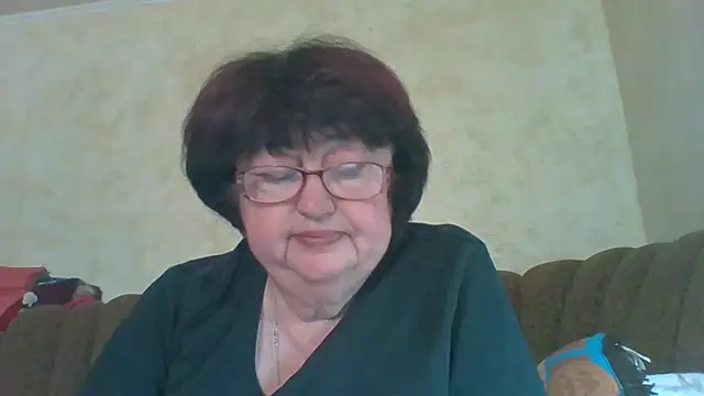 Snapshot of MilaSky5303 chatting on September 28, 2025, 2:00 pm MilaSky5303 online show from September 28, 2025, 2:00 pm