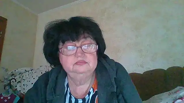 Snapshot of MilaSky5303 chatting on October 28, 2025, 12:09 pm MilaSky5303 online show from October 28, 2025, 12:09 pm