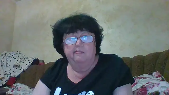 Snapshot of MilaSky5303 chatting on November 9, 2025, 2:59 pm MilaSky5303 online show from November 9, 2025, 2:59 pm