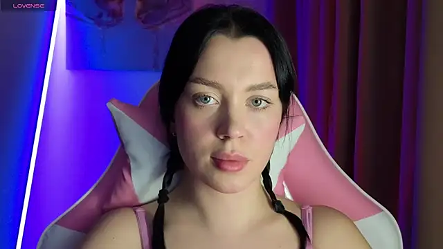 Snapshot of AmeliaSonk231 chatting on November 11, 2025, 6:52 pm AmeliaSonk231 online show from November 11, 2025, 6:52 pm