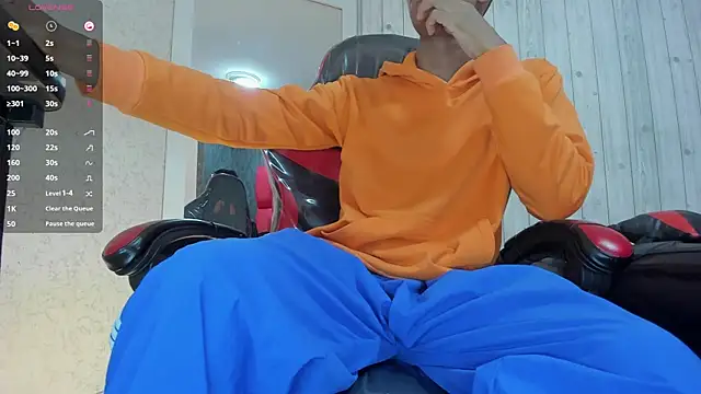 Snapshot of Erick_wal chatting on November 9, 2025, 1:26 am Erick wal online show from November 9, 2025, 1:26 am