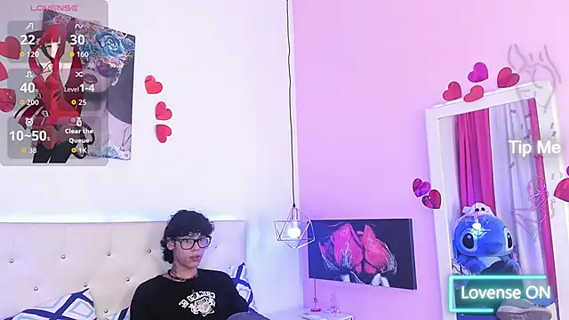 Snapshot of Thedoll_ethan7 chatting on October 22, 2025, 8:08 pm Thedoll ethan7 online show from October 22, 2025, 8:08 pm