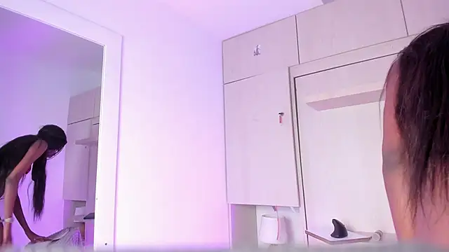 Stefannyevans  online show from March 6, 2026, 1:18 pm