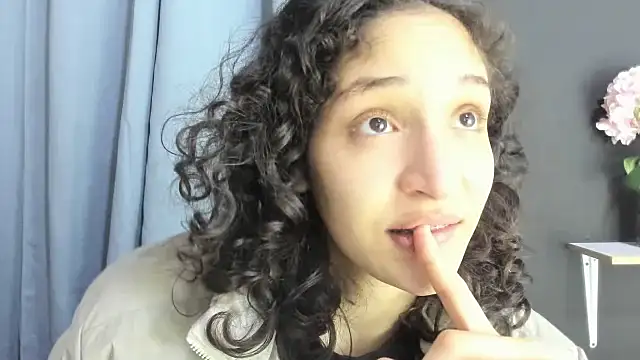 TeensNews18 online show from November 13, 2025, 12:15 pm