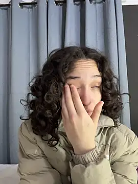 Snapshot of TeensNews18 chatting on February 3, 2026, 11:04 am TeensNews18 online show from February 3, 2026, 11:04 am