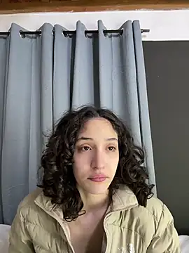 Snapshot of TeensNews18 chatting on February 4, 2026, 11:16 am TeensNews18 online show from February 4, 2026, 11:16 am