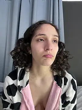 Snapshot of TeensNews18 chatting on February 8, 2026, 11:57 am TeensNews18 online show from February 8, 2026, 11:57 am