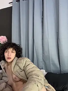 Snapshot of TeensNews18 chatting on February 15, 2026, 11:19 am TeensNews18 online show from February 15, 2026, 11:19 am