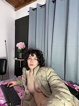 Snapshot of TeensNews18 chatting on March 4, 2026, 11:49 am TeensNews18 online show from March 4, 2026, 11:49 am