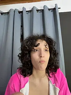 Snapshot of TeensNews18 chatting on April 5, 2026, 11:24 pm TeensNews18 online show from April 5, 2026, 11:24 pm