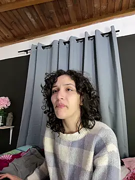 Snapshot of TeensNews18 chatting on April 7, 2026, 11:15 pm TeensNews18 online show from April 7, 2026, 11:15 pm