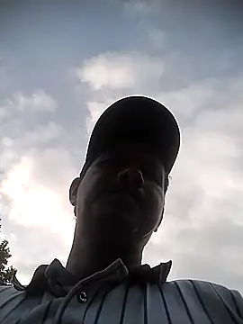 Snapshot of colombiano198720 chatting on October 19, 2025, 12:06 pm colombiano198720 online show from October 19, 2025, 12:06 pm