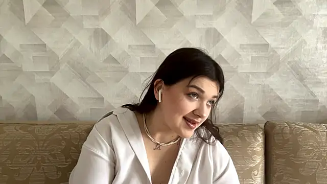 Snapshot of CarylWeatherholtz chatting on October 15, 2025, 10:26 am CarylWeatherholtz online show from October 15, 2025, 10:26 am