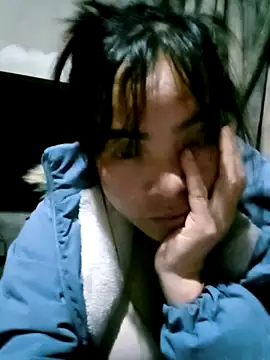 Snapshot of Maymay0033 chatting on November 12, 2025, 12:27 pm Maymay0033 online show from November 12, 2025, 12:27 pm