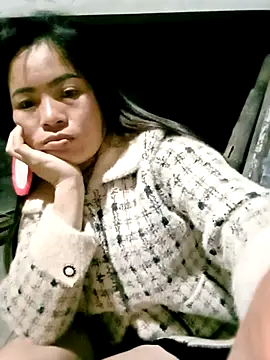 Snapshot of Maymay0033 chatting on November 15, 2025, 9:00 pm Maymay0033 online show from November 15, 2025, 9:00 pm