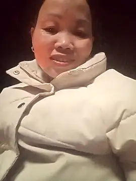  YooY  online show from December 16, 2025, 1:43 am