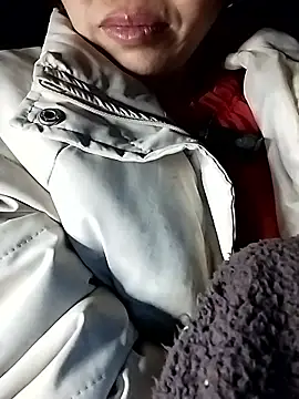  YooY  online show from January 10, 2026, 11:20 pm