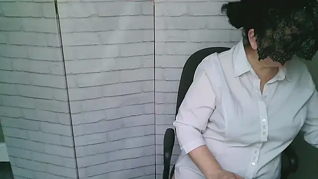 Snapshot of Helen_xi_ chatting on November 21, 2025, 12:15 pm Helen xi online show from November 21, 2025, 12:15 pm