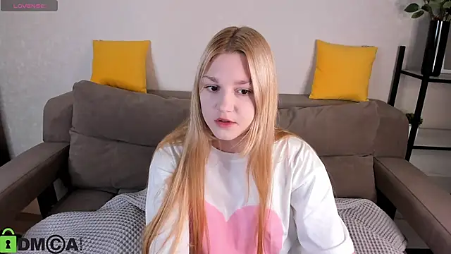 Sylvia Ortiz online show from October 10, 2025, 9:41 am