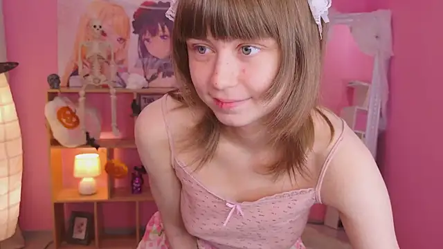 Snapshot of Katie_ktk chatting on October 23, 2025, 1:54 pm Katie ktk online show from October 23, 2025, 1:54 pm