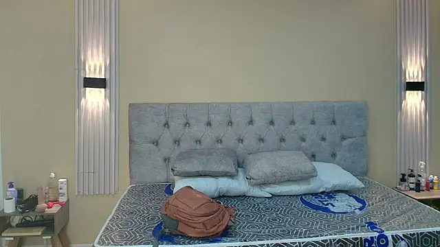 LiaMonroee  online show from September 25, 2025, 11:36 am