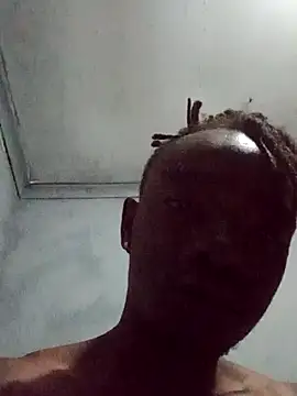 Snapshot of Nykho17 chatting on September 28, 2025, 9:20 pm Nykho17 online show from September 28, 2025, 9:20 pm