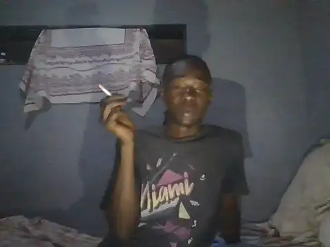 Snapshot of Nykho17 chatting on October 26, 2025, 7:31 pm Nykho17 online show from October 26, 2025, 7:31 pm