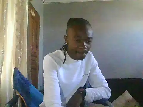 Snapshot of Nykho17 chatting on October 30, 2025, 7:32 am Nykho17 online show from October 30, 2025, 7:32 am