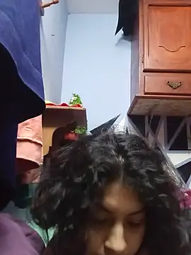 Snapshot of Syndel23 chatting on September 11, 2025, 3:17 am Syndel23 online show from September 11, 2025, 3:17 am