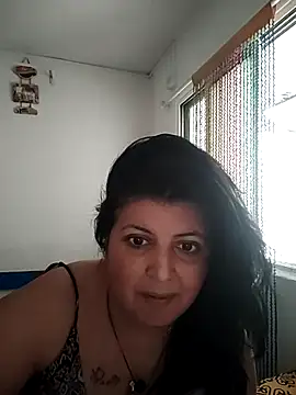 Snapshot of Jann_Riya333 chatting on March 5, 2026, 5:36 am Jann Riya333 online show from March 5, 2026, 5:36 am
