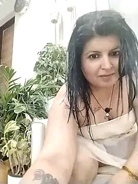 Snapshot of Jann_Riya333 chatting on April 8, 2026, 3:34 pm Jann Riya333 online show from April 8, 2026, 3:34 pm