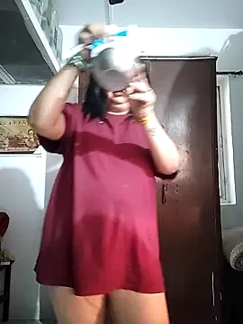 Snapshot of Jann_Riya333 chatting on April 16, 2026, 2:01 am Jann Riya333 online show from April 16, 2026, 2:01 am