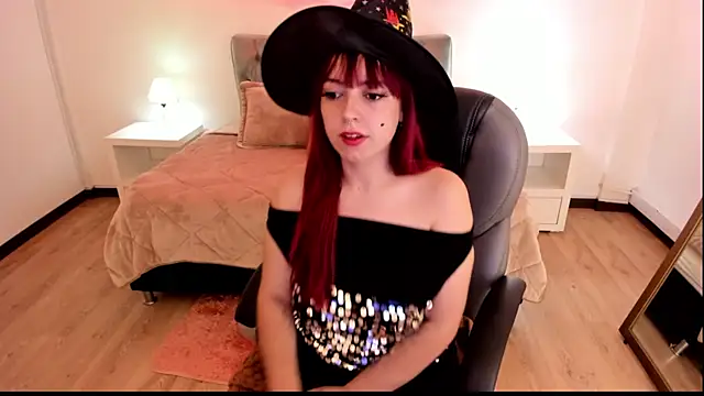 Blair red  online show from October 30, 2025, 12:17 pm