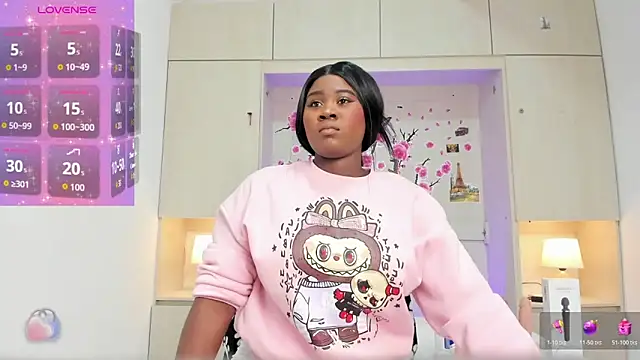 JulianaBlaze  online show from March 25, 2026, 4:07 am