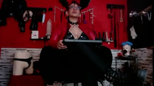 Miss Mirandaa online show from October 21, 2025, 11:16 pm