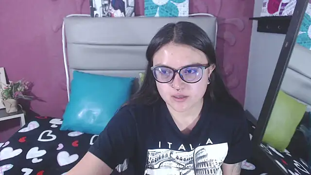 Snapshot of Cailing_Zu chatting on September 21, 2025, 7:15 pm Cailing Zu online show from September 21, 2025, 7:15 pm