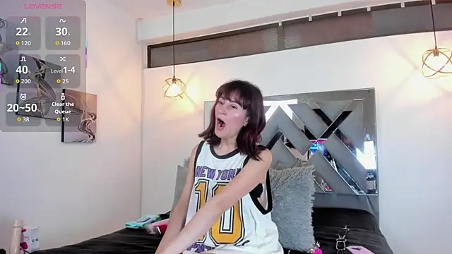 Candy Hott7 online show from December 22, 2025, 9:01 pm