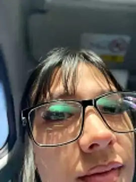 Snapshot of Miss-Jimena chatting on November 10, 2025, 1:21 pm Miss-Jimena online show from November 10, 2025, 1:21 pm